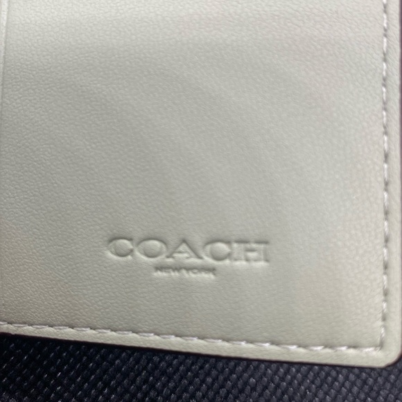 FOR ELANA💚COACH💚 Eliza Silver/Pale Green Small Wallet/NWT - Picture 9 of 10